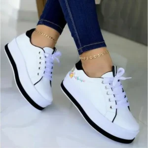 Nanpra Women'S Fashion Round Toe Thick Sole Shallow Lace-Up Casual Sneakers