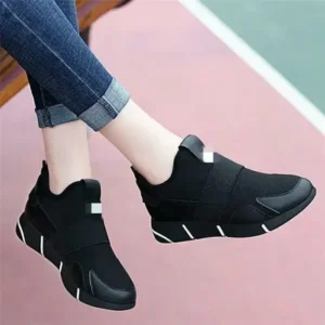 Nanpra Women Fashion Slip On Round-Toe Shoes