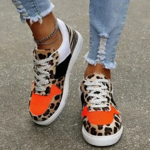 Nanpra Fashionable Round Toe Lace-Up Sneakers